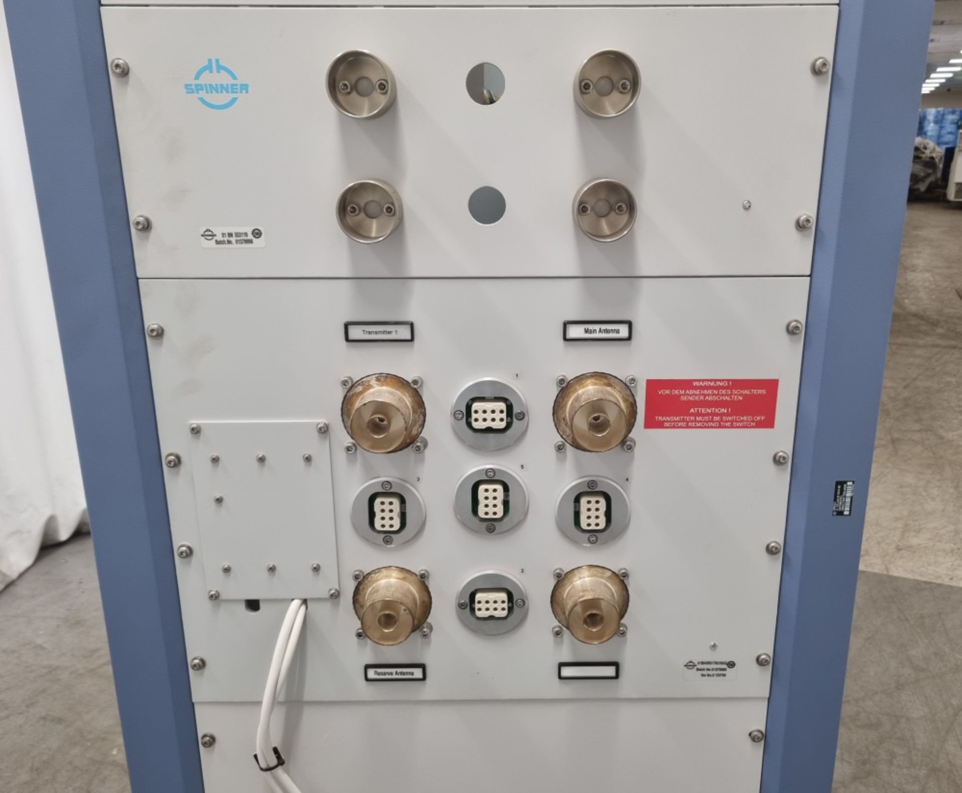 Rohde & Schwarz Racking Tower (KG842LX) with Spinner 01BN553176C0002 Transmitter & Spinner 01 BN 553 - Image 4 of 24