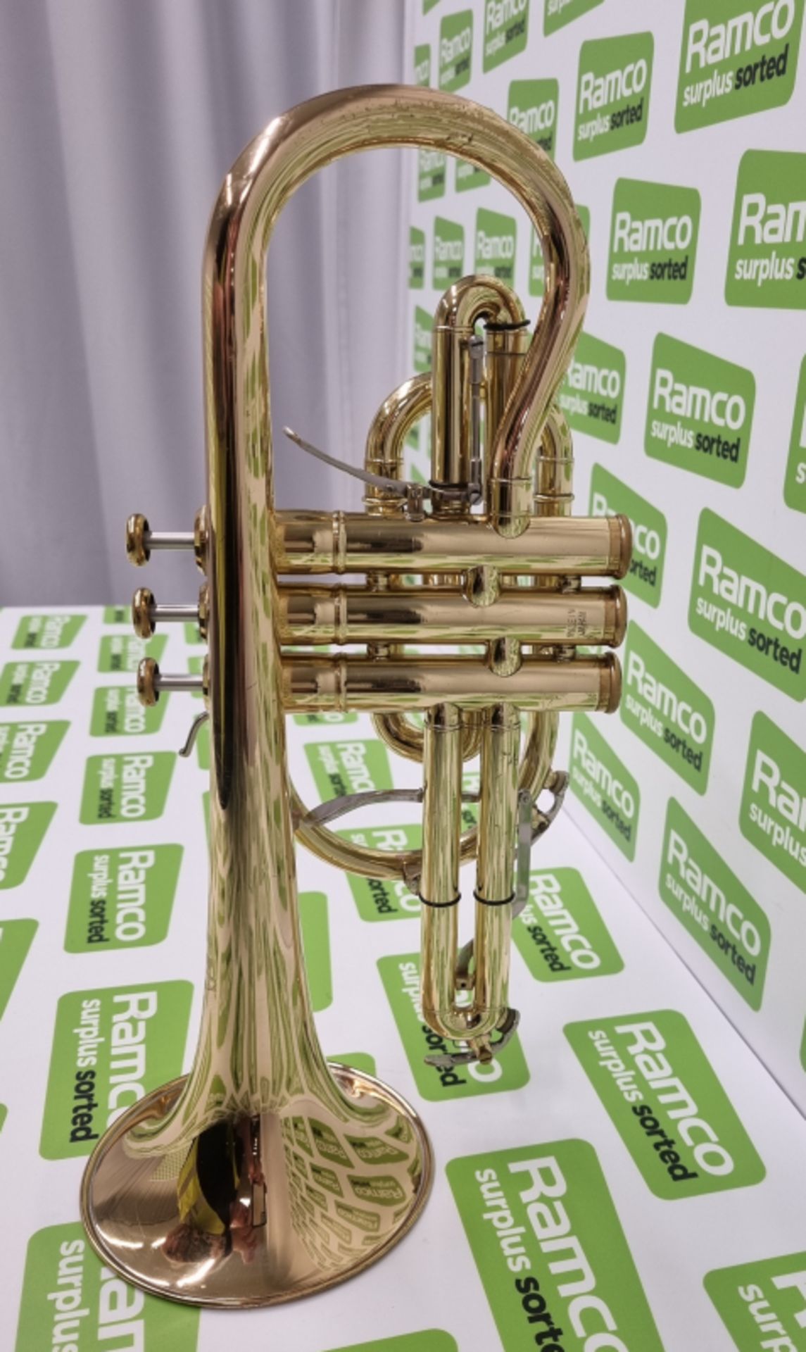 Yamaha Xeno model YCR8335G cornet in Yamaha case - serial number: 940235 - Image 9 of 11