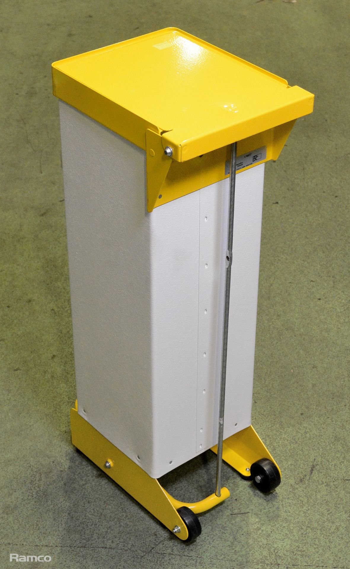 Wybone yellow metal fire retardant bin 18 ltr - Image 3 of 3