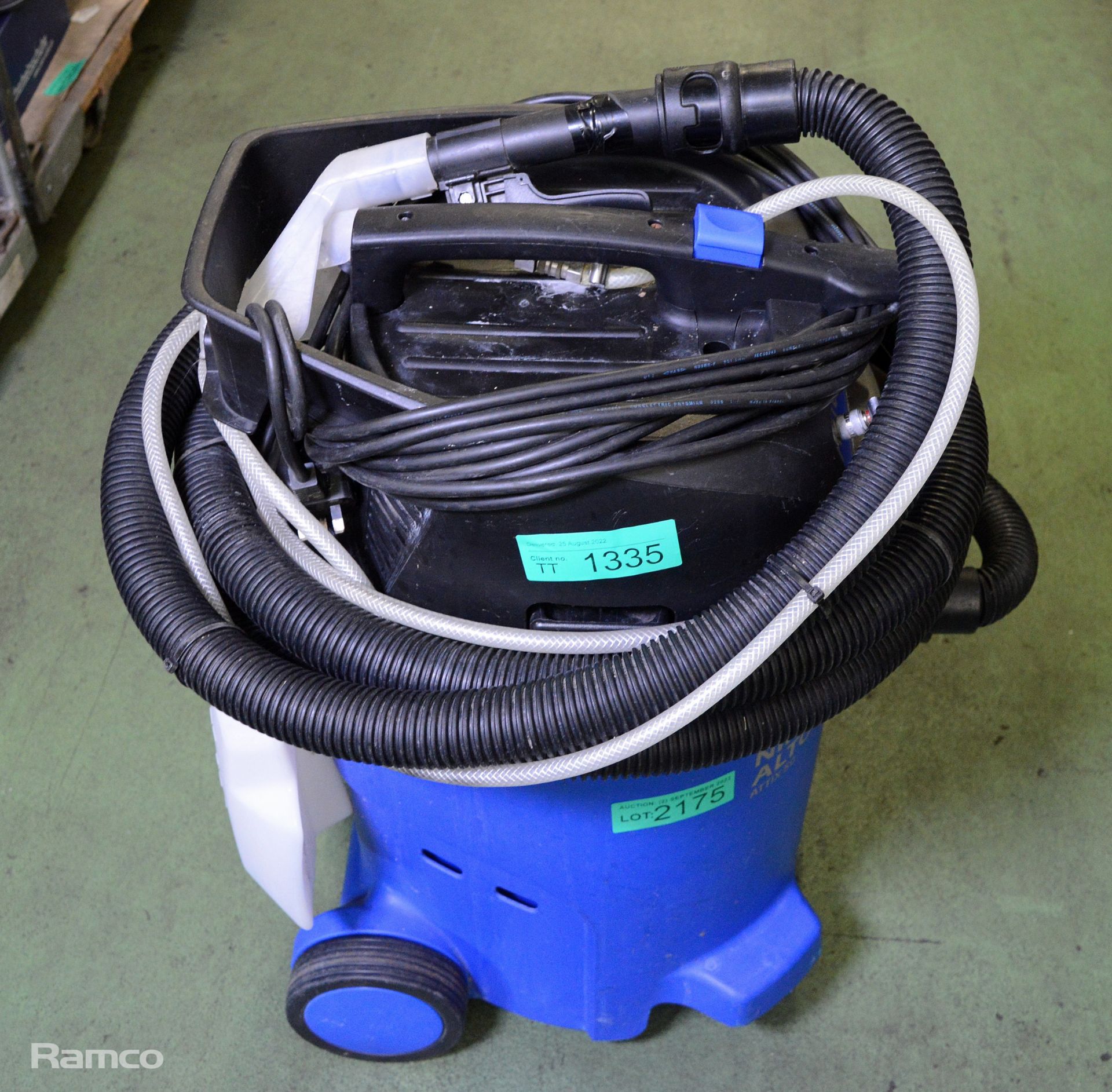 Nilfisk ALto Attix wet & dry vacuum cleaner - Image 2 of 6