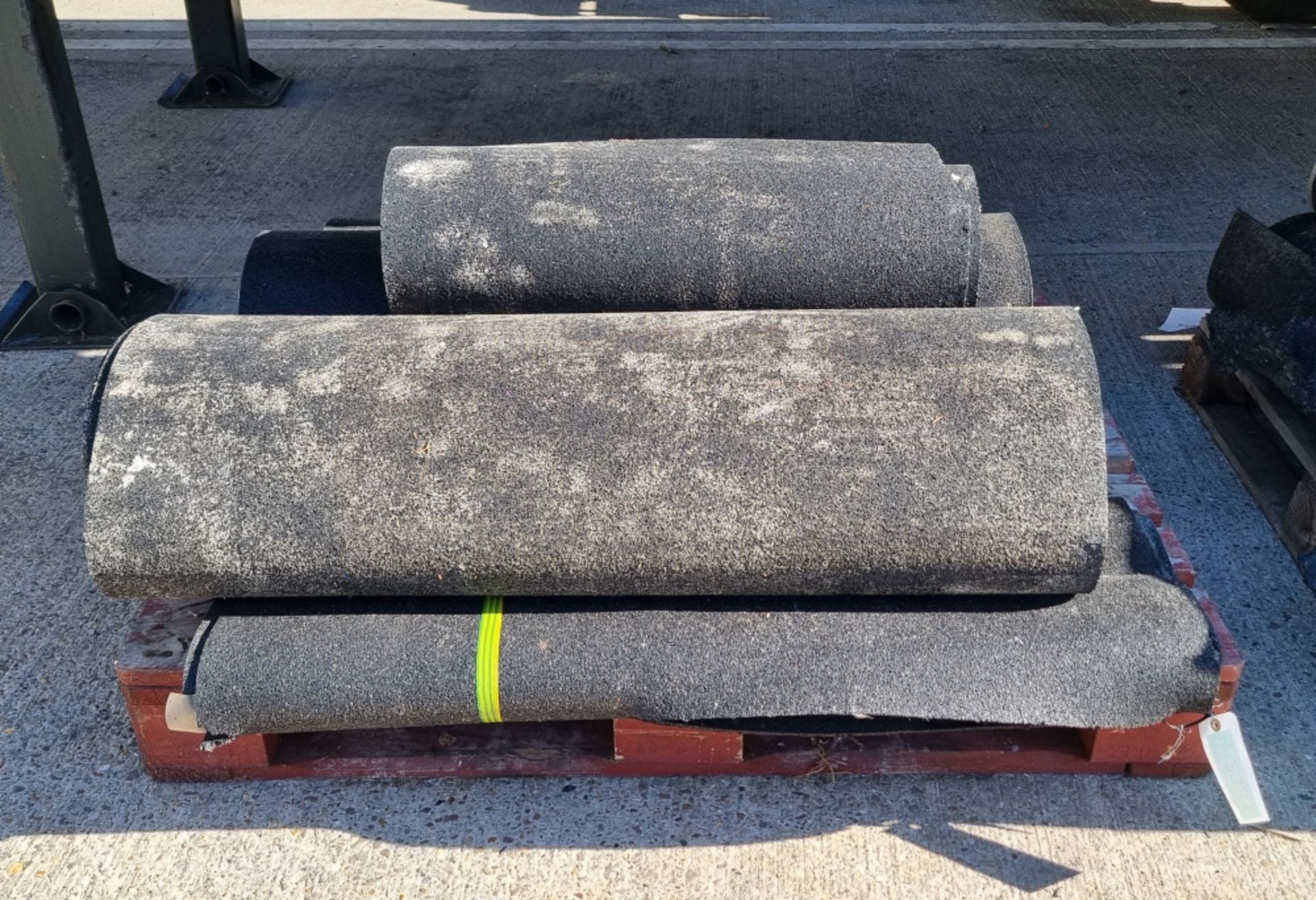 Assorted black rubber matting 6mm thick - 7 rolls