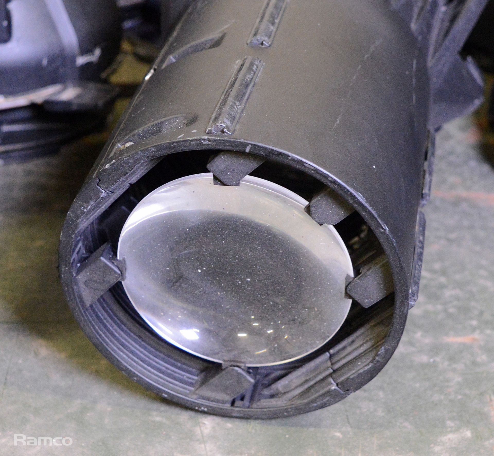 ETC Source Four Ellipsoidal 750 Luminaire Covers & Lens angle unit spares or repair - Image 6 of 8