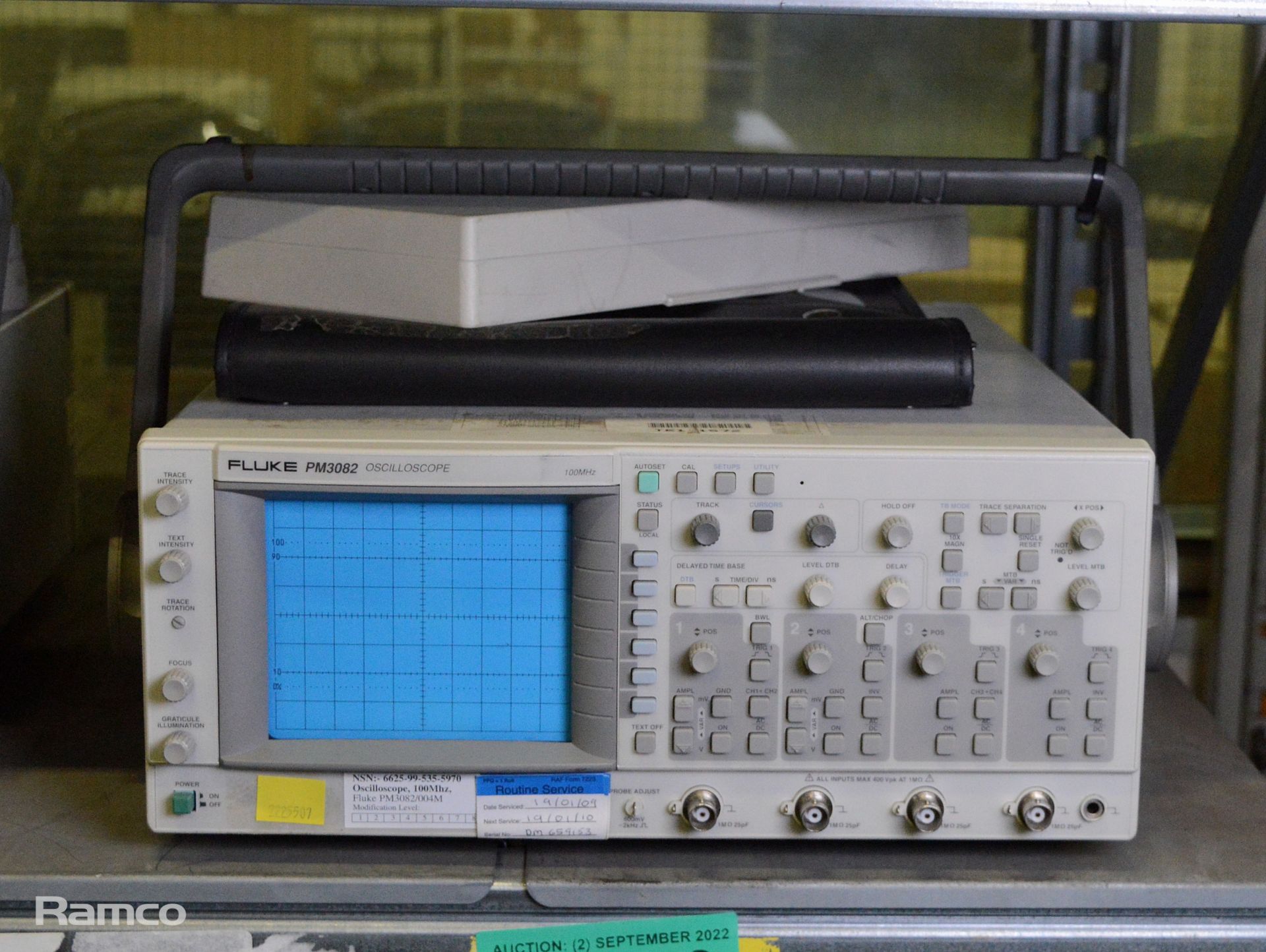 Fluke PM3082 100MHz Oscilloscope