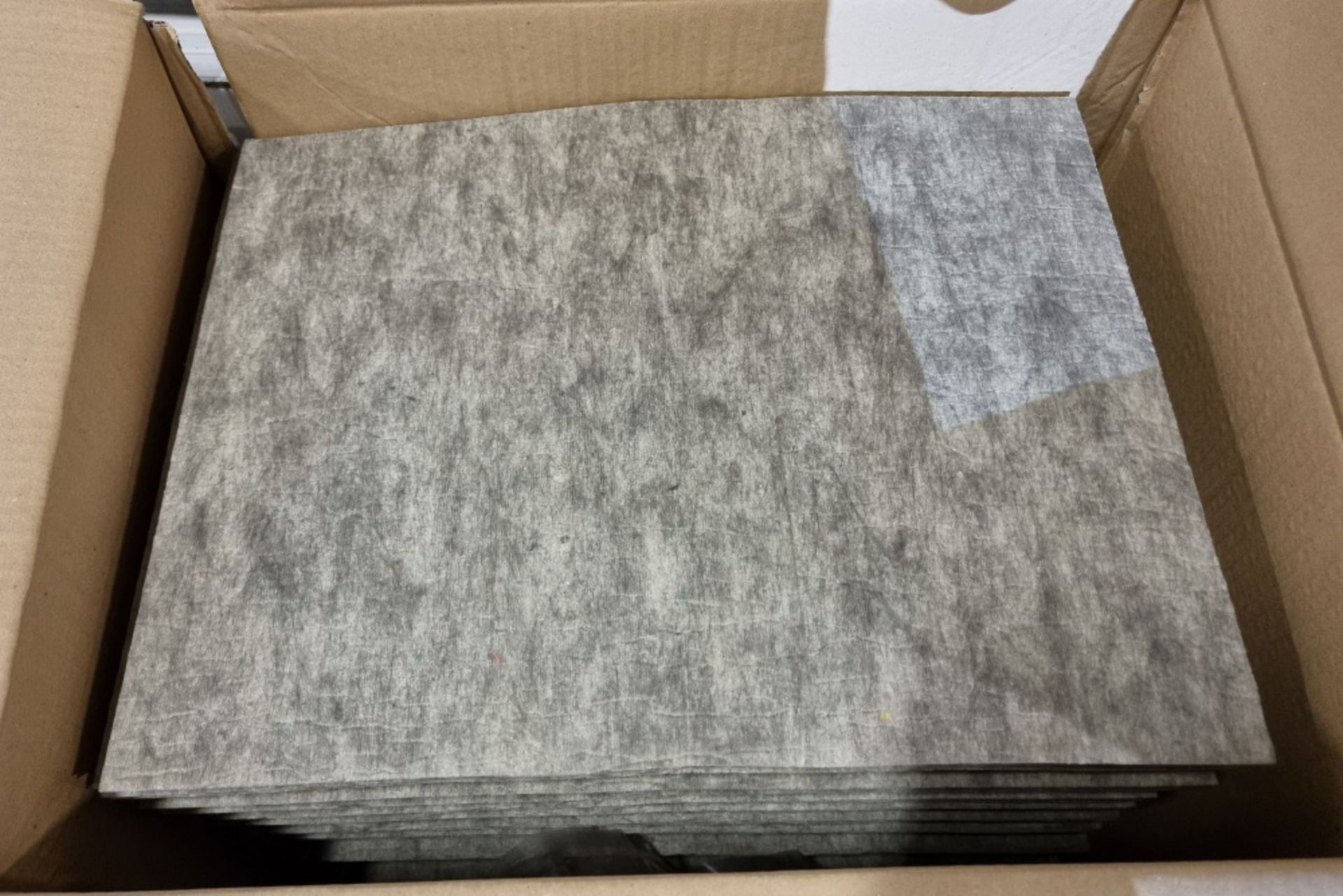 Lubetech 95-5000 48cm x 38cm Ecofibre High Loft Maintenance Pad - 50 Per Box - 12 boxes - Image 3 of 4