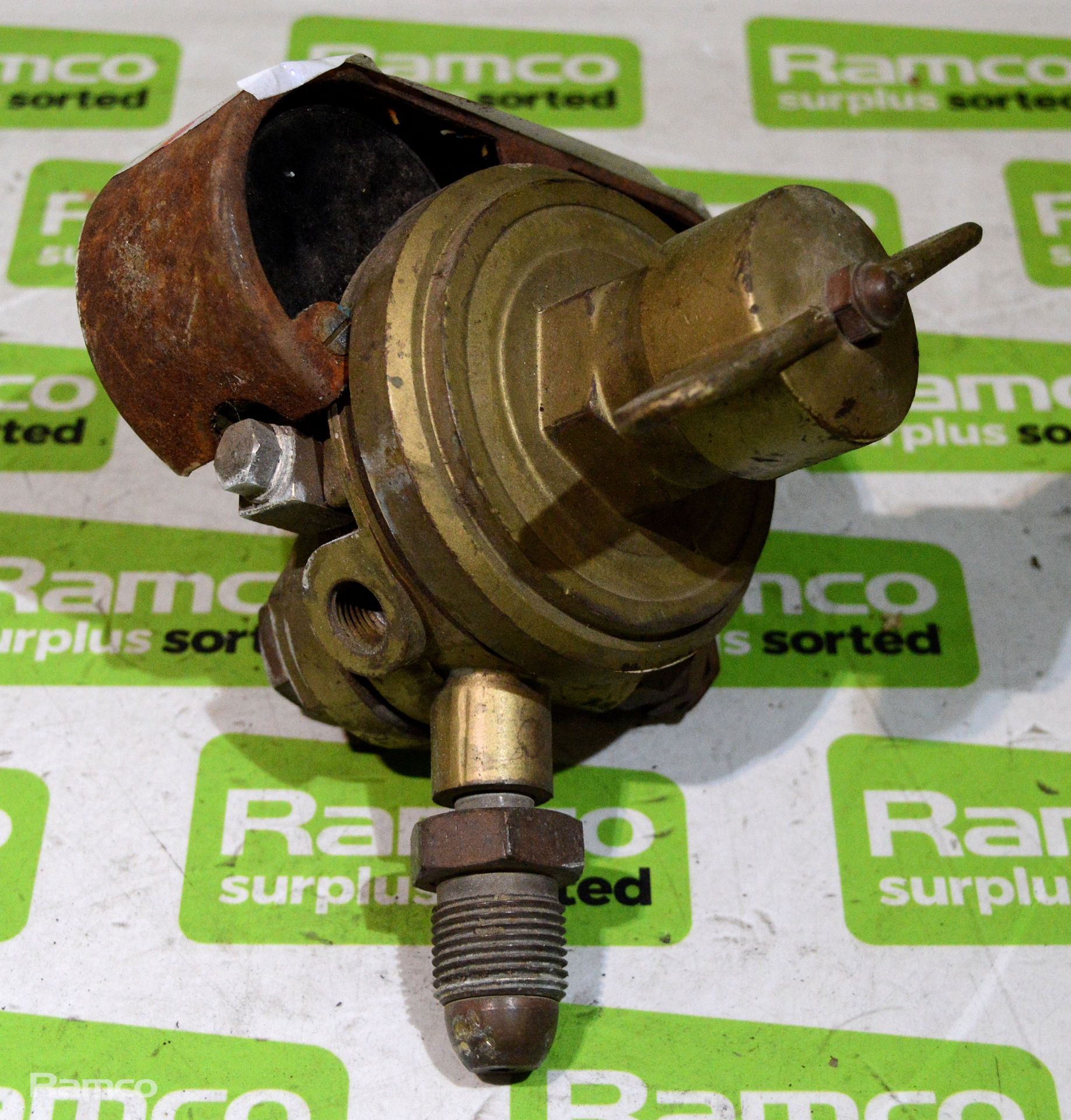 Argon gas bottle cylinder twin gauge regulator - Image 4 of 4