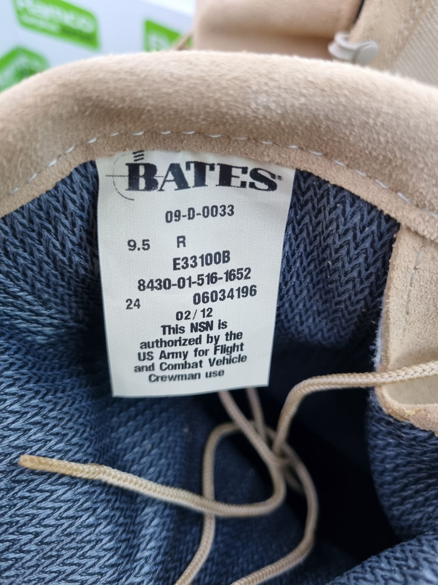 Bates gore-tex boot tan, temperate proof size 9.5 Regular - Image 2 of 3