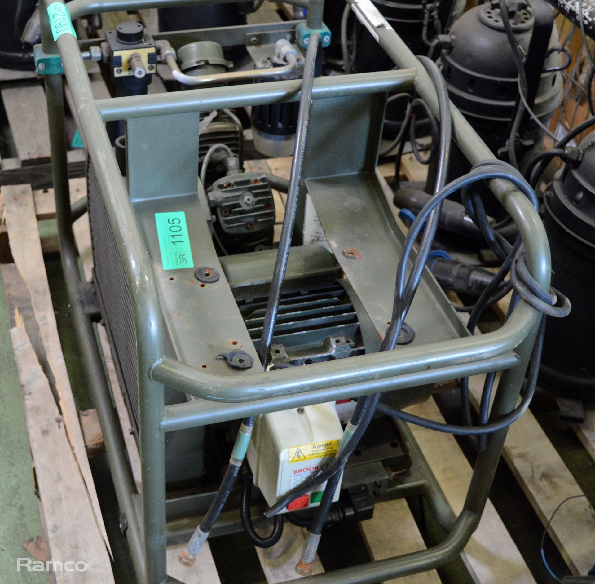 Hamworthy Belliss & Morcom breathing air compressor - Image 4 of 8