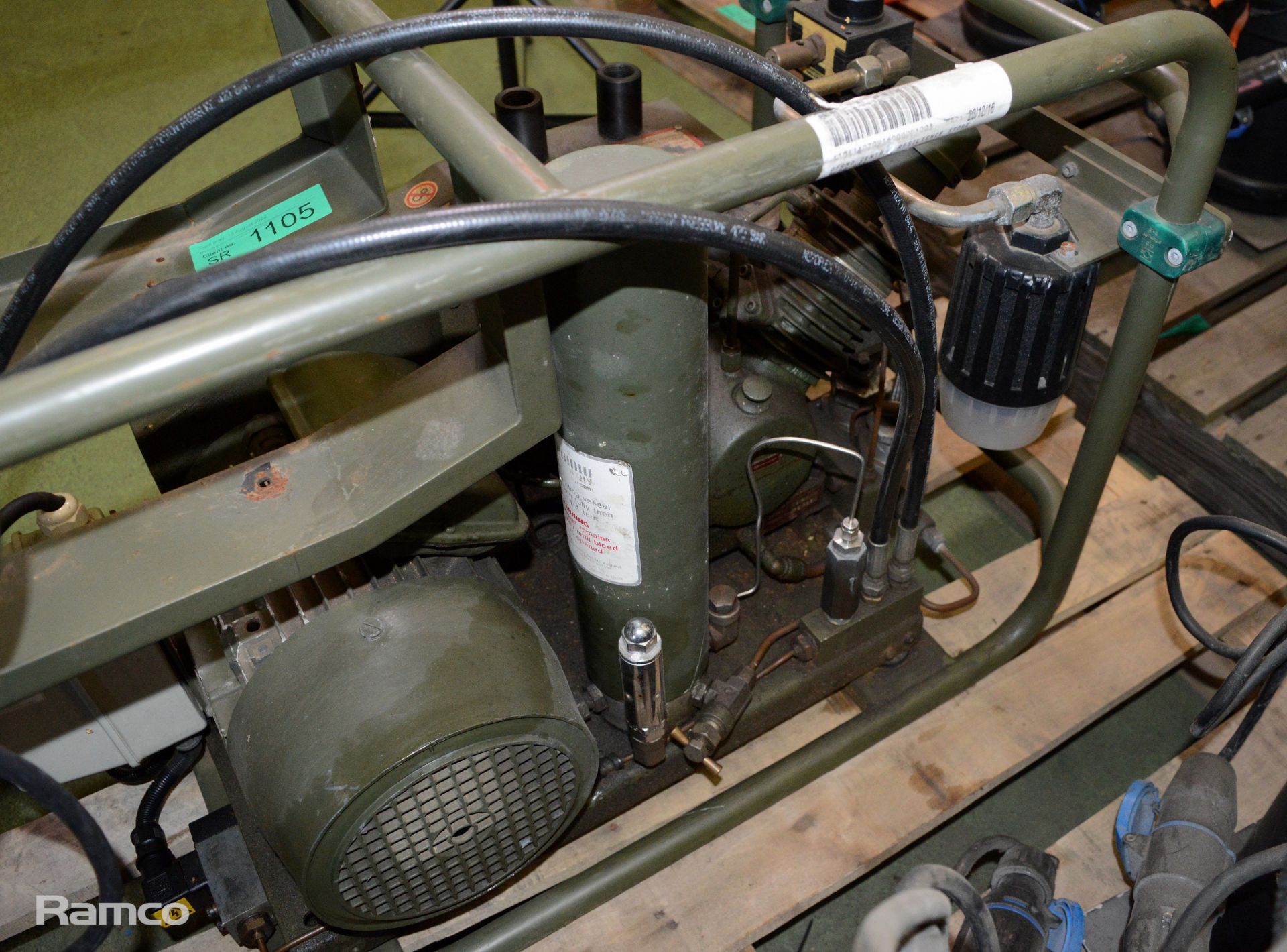 Hamworthy Belliss & Morcom breathing air compressor - Image 7 of 8