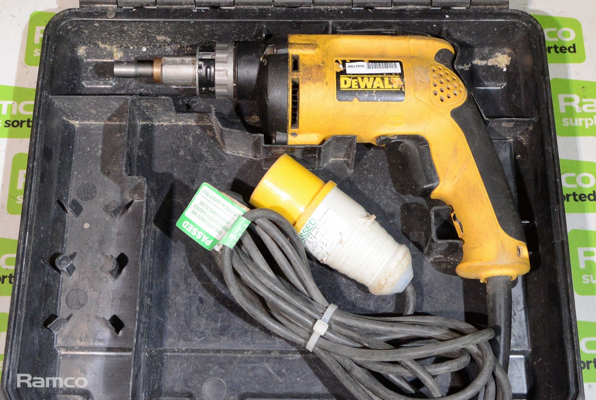 Dewalt 110V power drill - Image 2 of 4