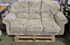 3 seater sofa - L1830 x D1000 x H900mm
