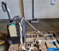 Crown GPW.1000-3-3 electric pallet truck - capacity 2000kg