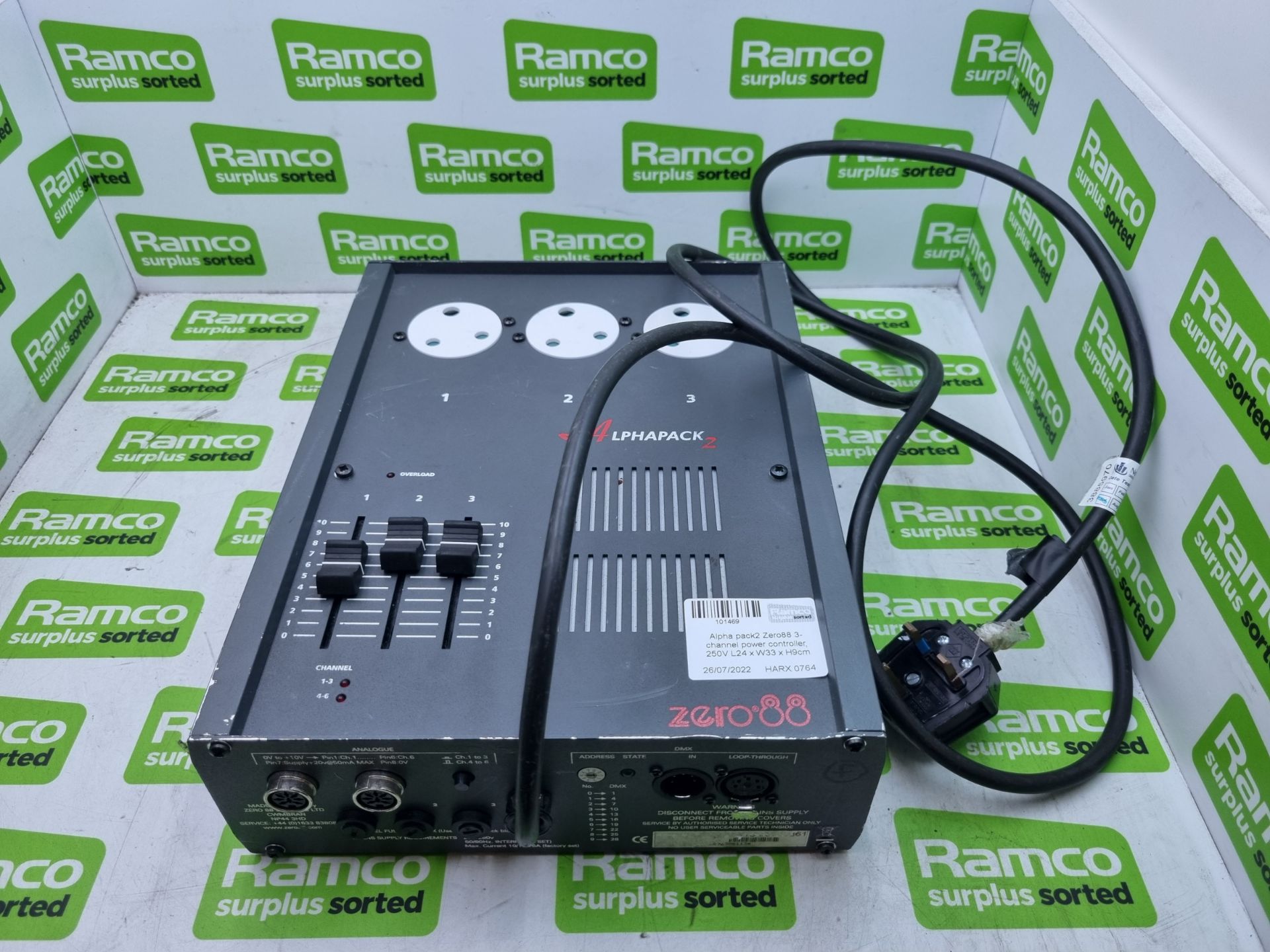 Alpha pack 2 Zero 88 3-channel power controller, 250V L24 x W33 x H9cm