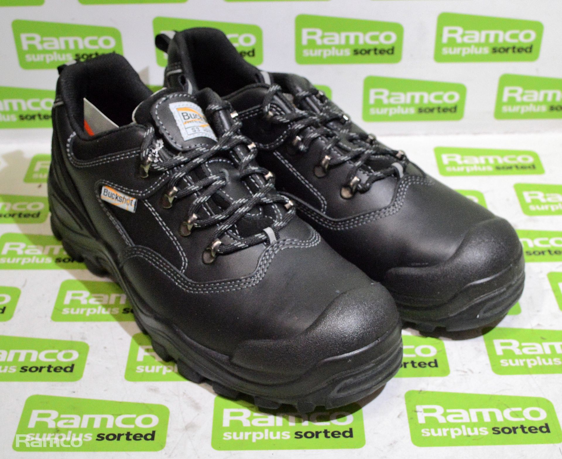 2x Workwear boots 1x size 7, 1x size 10, 2x Workwear shoes 1x size 8, 1x size 12 - Image 8 of 9