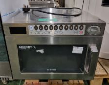 Samsung CM1929 1850W microwave - 55x47x38cm