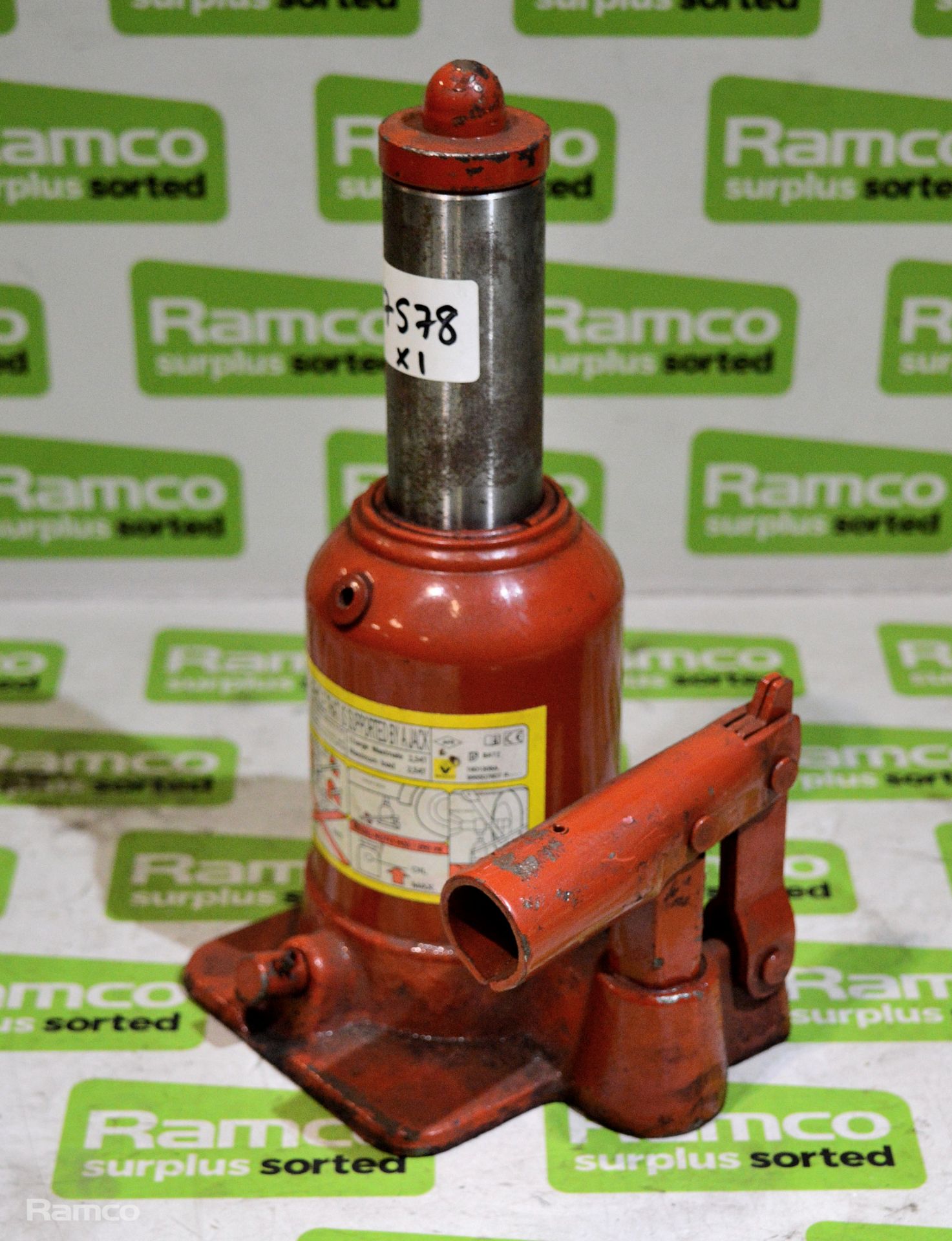 Hydraulic bottle jack max SWL 2.5t - missing handle - Image 2 of 2