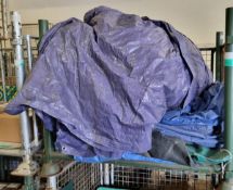 7x Multi sized tarpaulin sheets