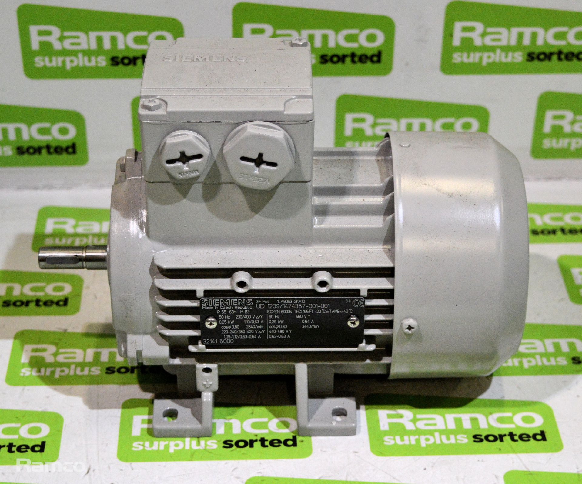 Siemens motor UD 1209 / 1474357 - 001 - 001 - 50hz - 0.25kW - 230/400V