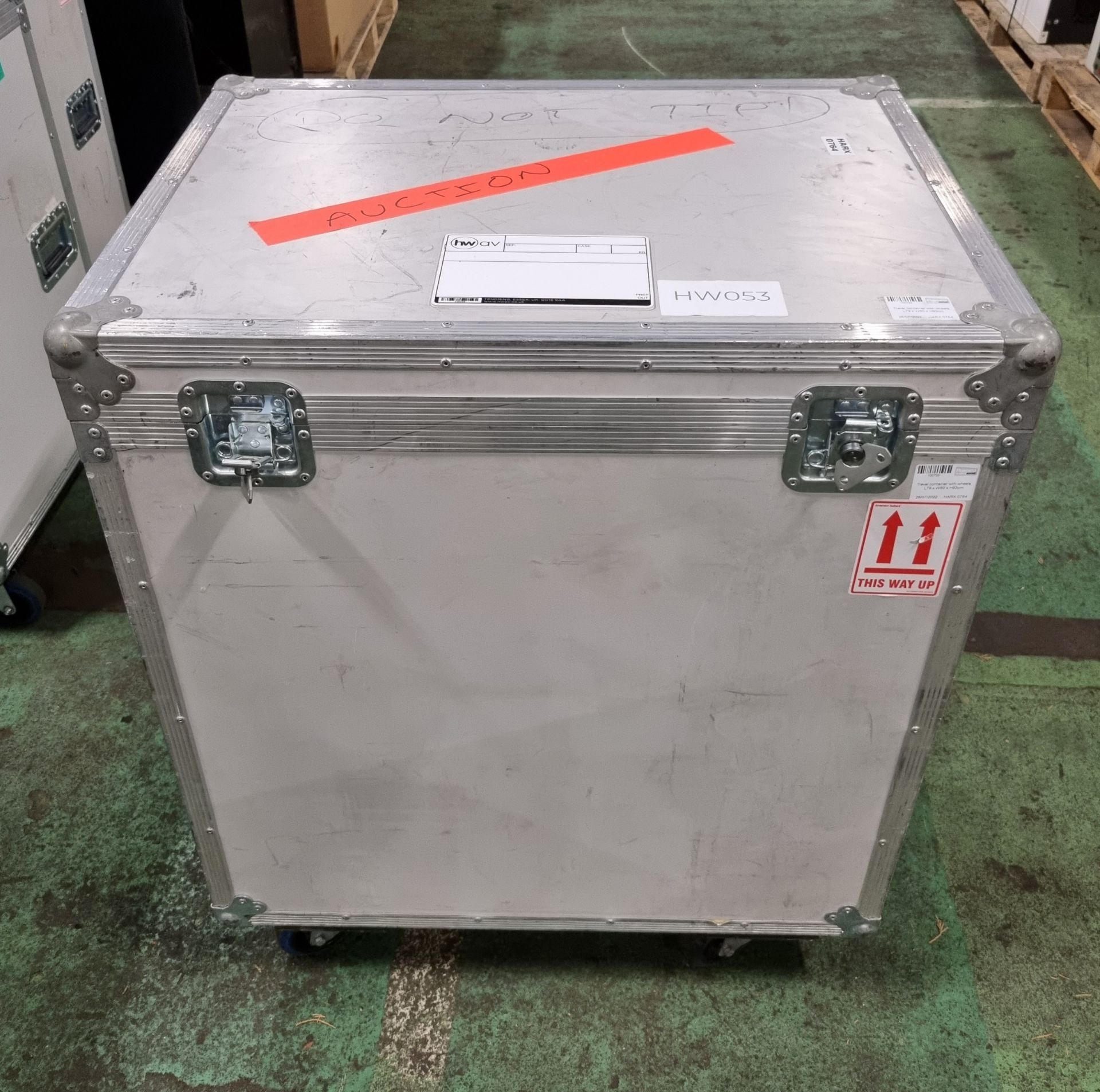 Flight Case with wheels. L79 x W60 x H93cm