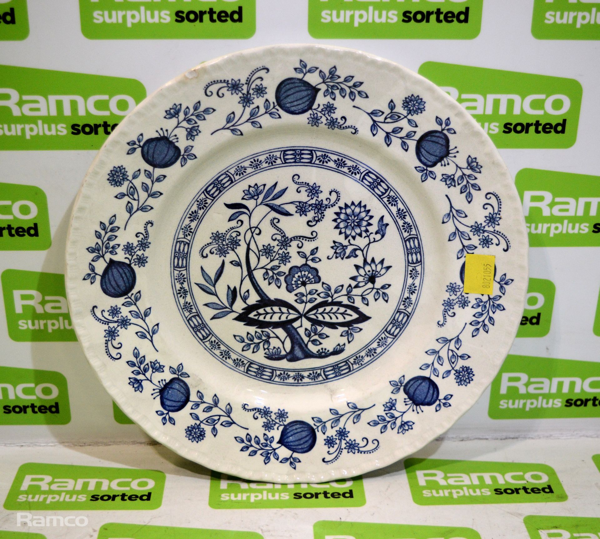 Decorative plates & dishes, 7x Decorative plates, Withernsea decorative vase - Image 6 of 12