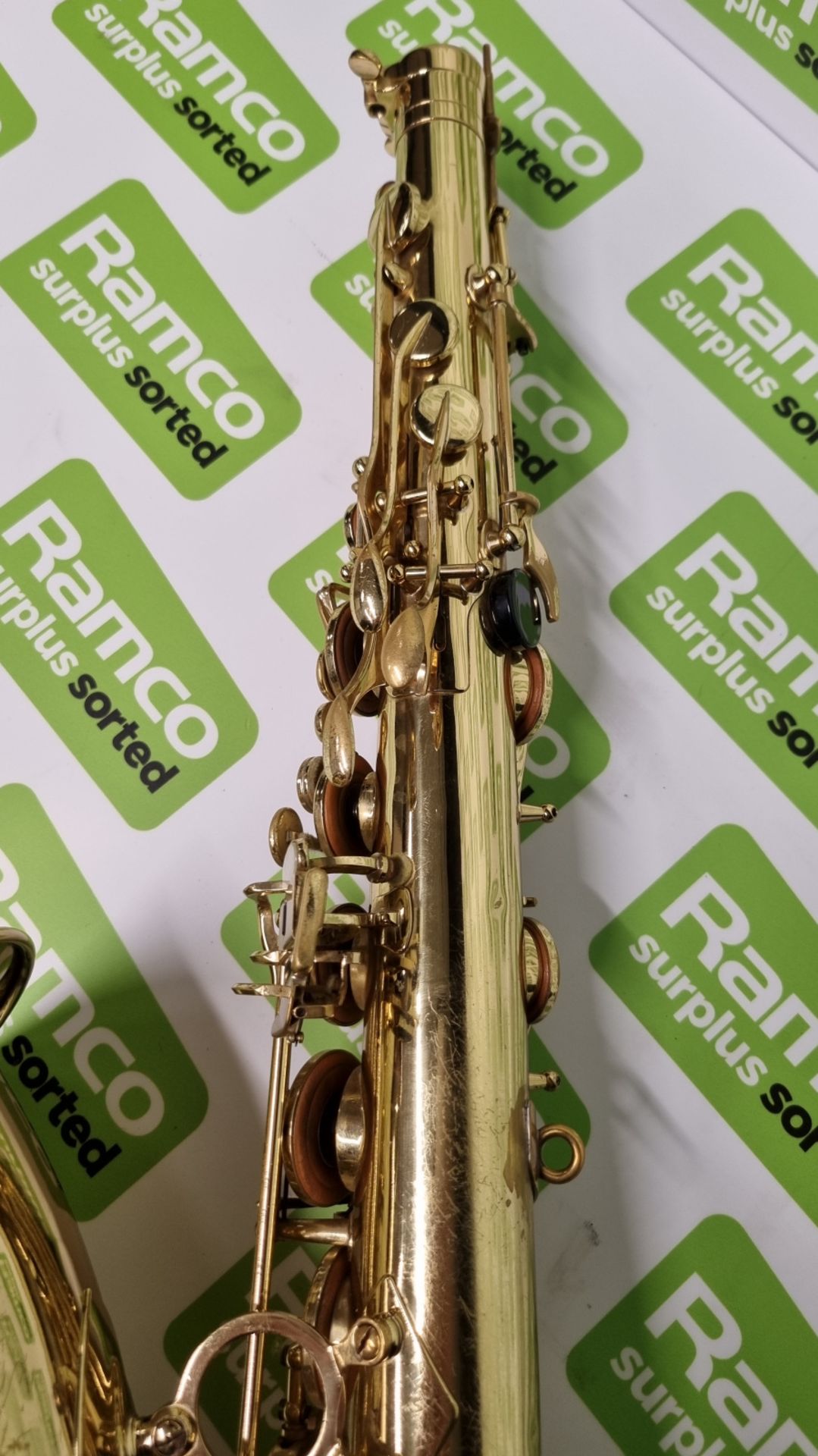 Henri Selmer 80 Super Action Serie ll saxophone in Henri Selmer case - serial number: 702272 - Image 13 of 26