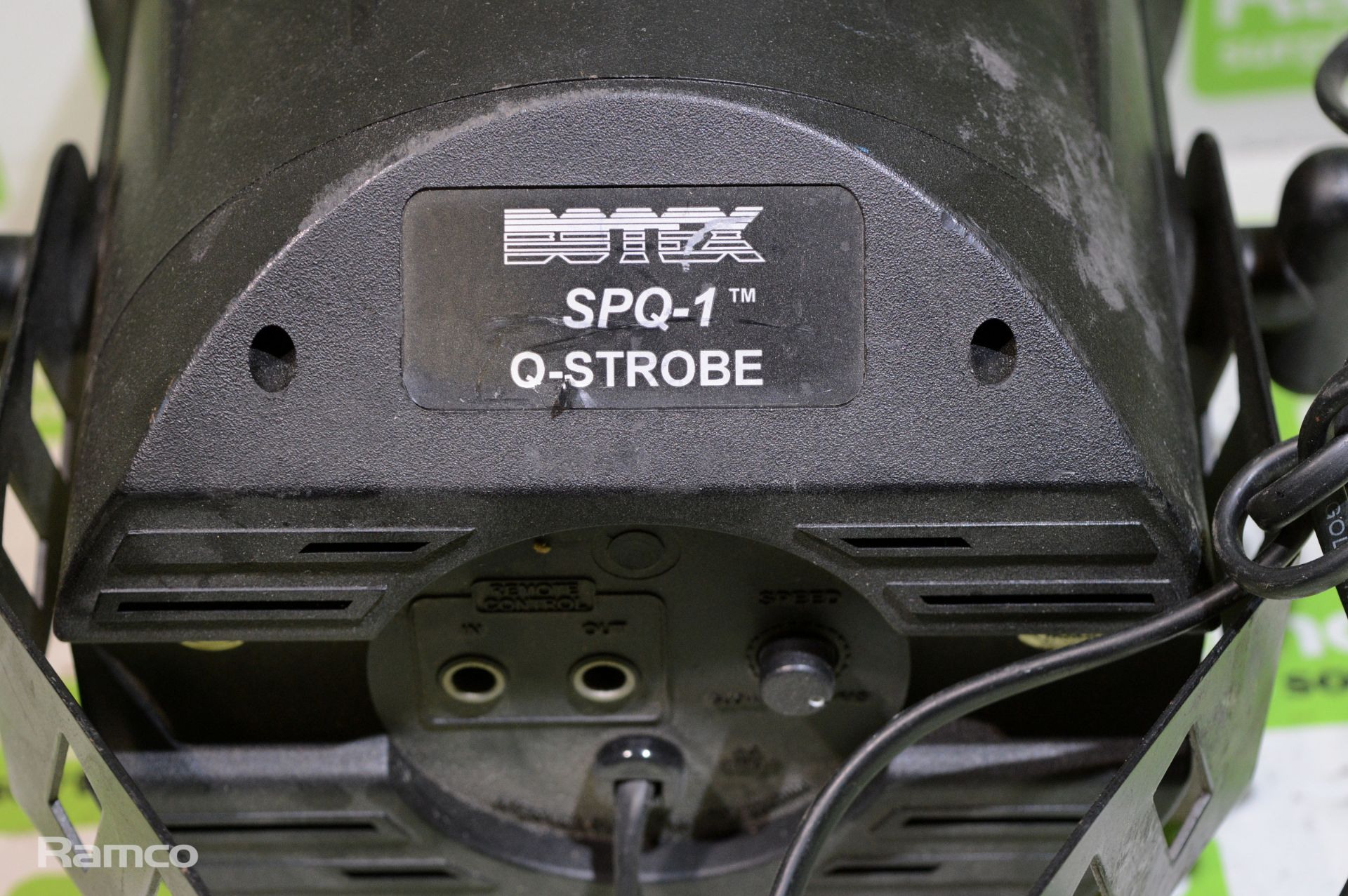 Botex SPQ-1 Qstrobe disco light. 230V 50Hz L24 x W20 x H45cm - Image 2 of 4