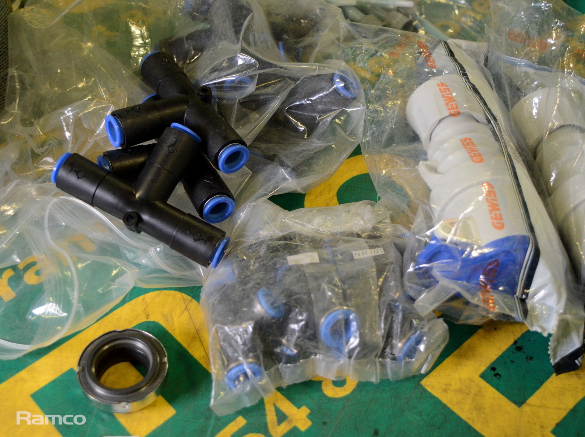 Blue butts, Griffon PVC cleaner, sticker pads, connectors - Image 6 of 6