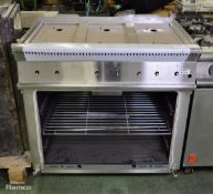 Parry GB6 6 burner gas oven (missing door and switches) - 90x80x97cm