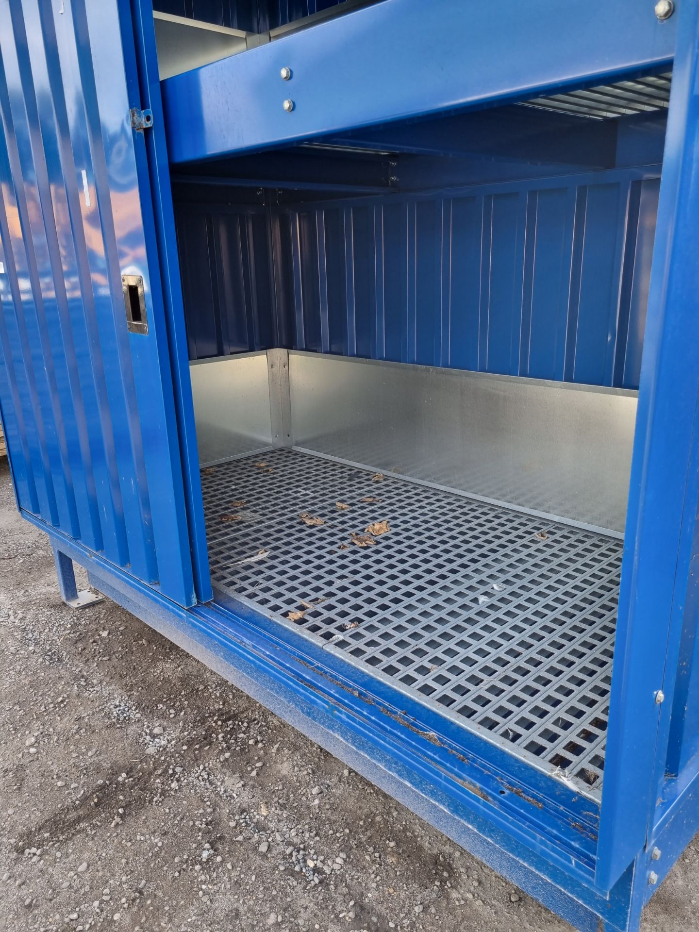 Chemical storage cabinet with sliding doors - L282xW155xH352cm - Image 6 of 6
