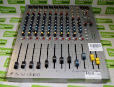 Soundcraft Spirit E8 mixing desk