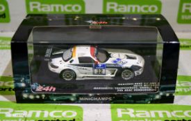 Minichamps 437 110332 Mercedes-Benz SLS AMG GT3 Helco Motorsport 24h ADAC Nurburgring 2011 - 1:43 Re