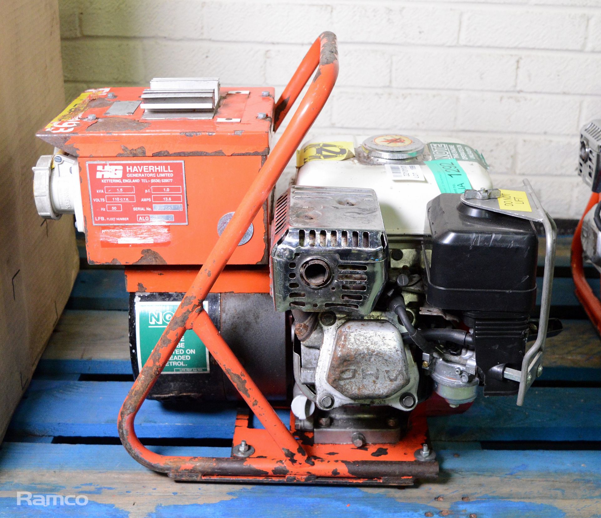 Honda petrol driven generator - 1.5KVA - 110V 50hz 13.6amps - Image 4 of 6