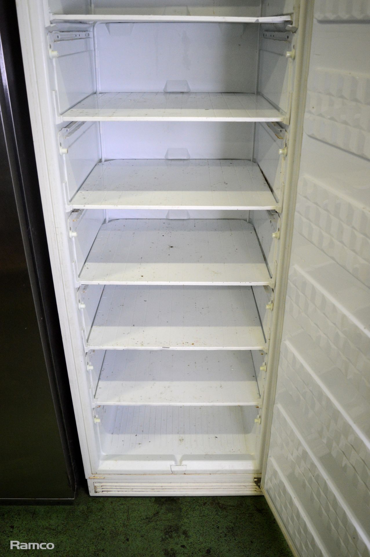 Gram FS330 7 shelf upright fridge - 63x60x170cm