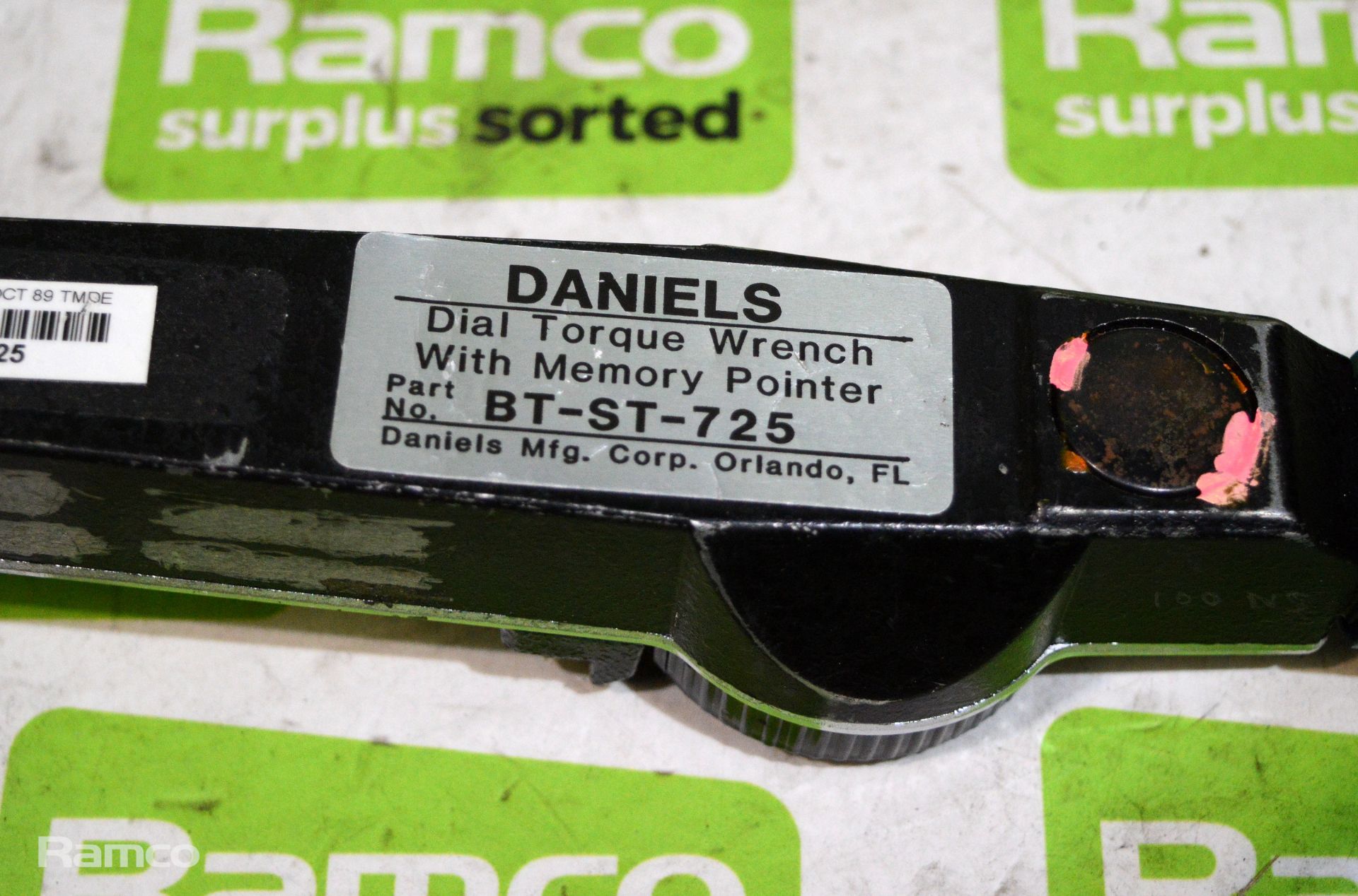 Daniels Dial torque wrench with memory pointer 0-200 in/lbs - Image 2 of 2