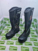 Tuffking 3002 Leather Boots Pair - Size: EU 38, UK 5 - 25x30x40cm