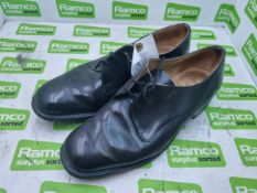 County Classic Black Leather Formal Dress Shoes Pair - Size uk 9.5 - 25x35x15cm
