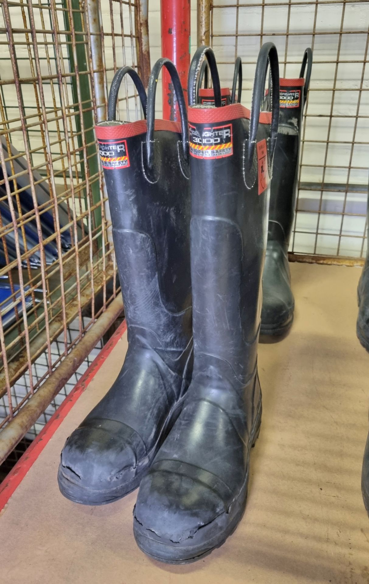 3x FF 3000 rubber safety boot - size 4, FF 3000 rubber safety boot - size 6, FF 3000 rubber safety b - Image 3 of 6