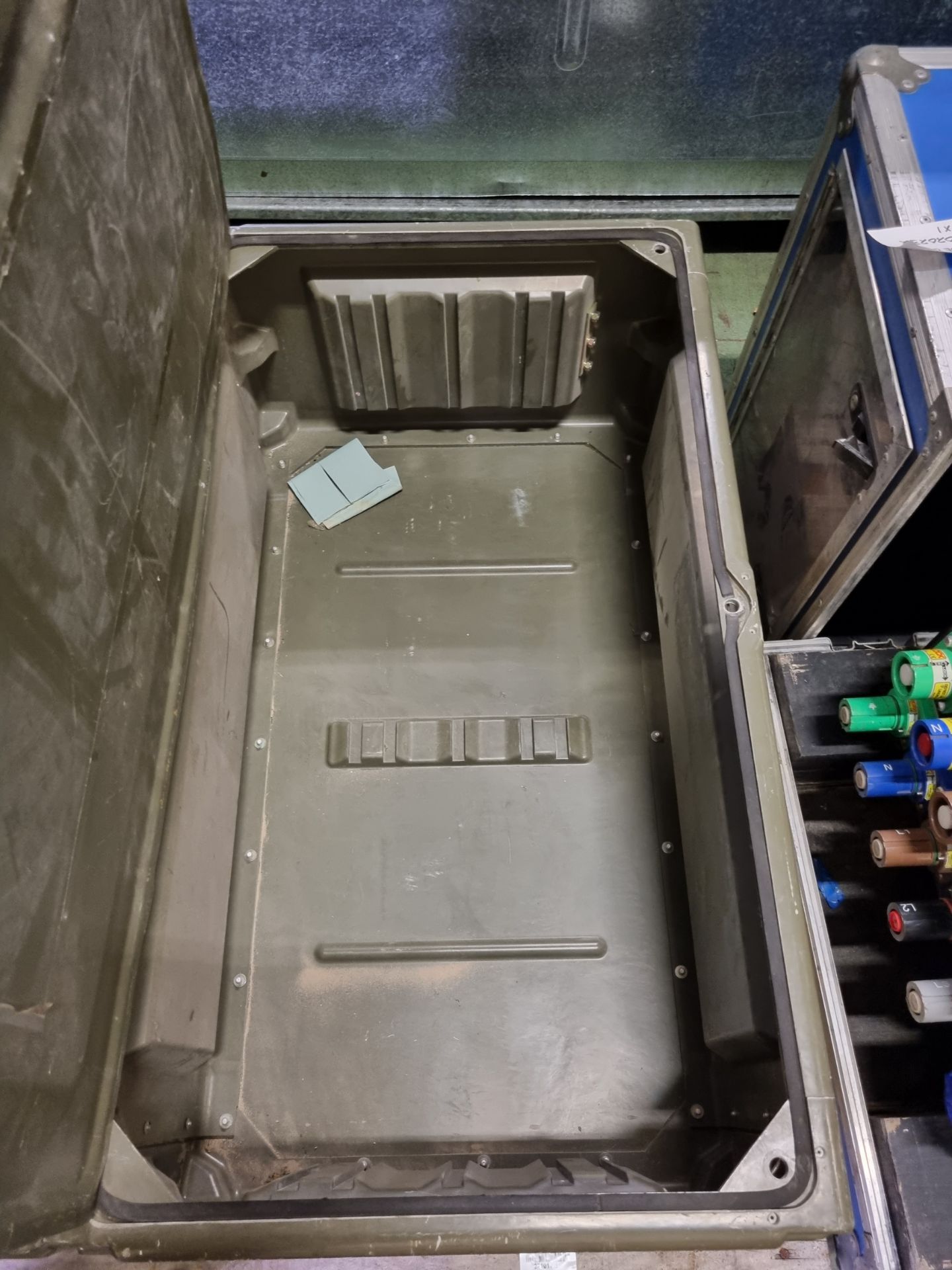 2x Interlocking assembly bins - 88x52x32cm, Green stretcher (missing handle) - 230x70x24cm - Image 6 of 6