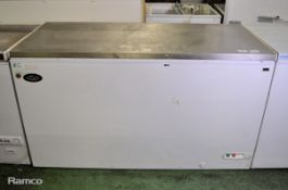 Foster FCF 505 chest freezer - 70x152x90cm