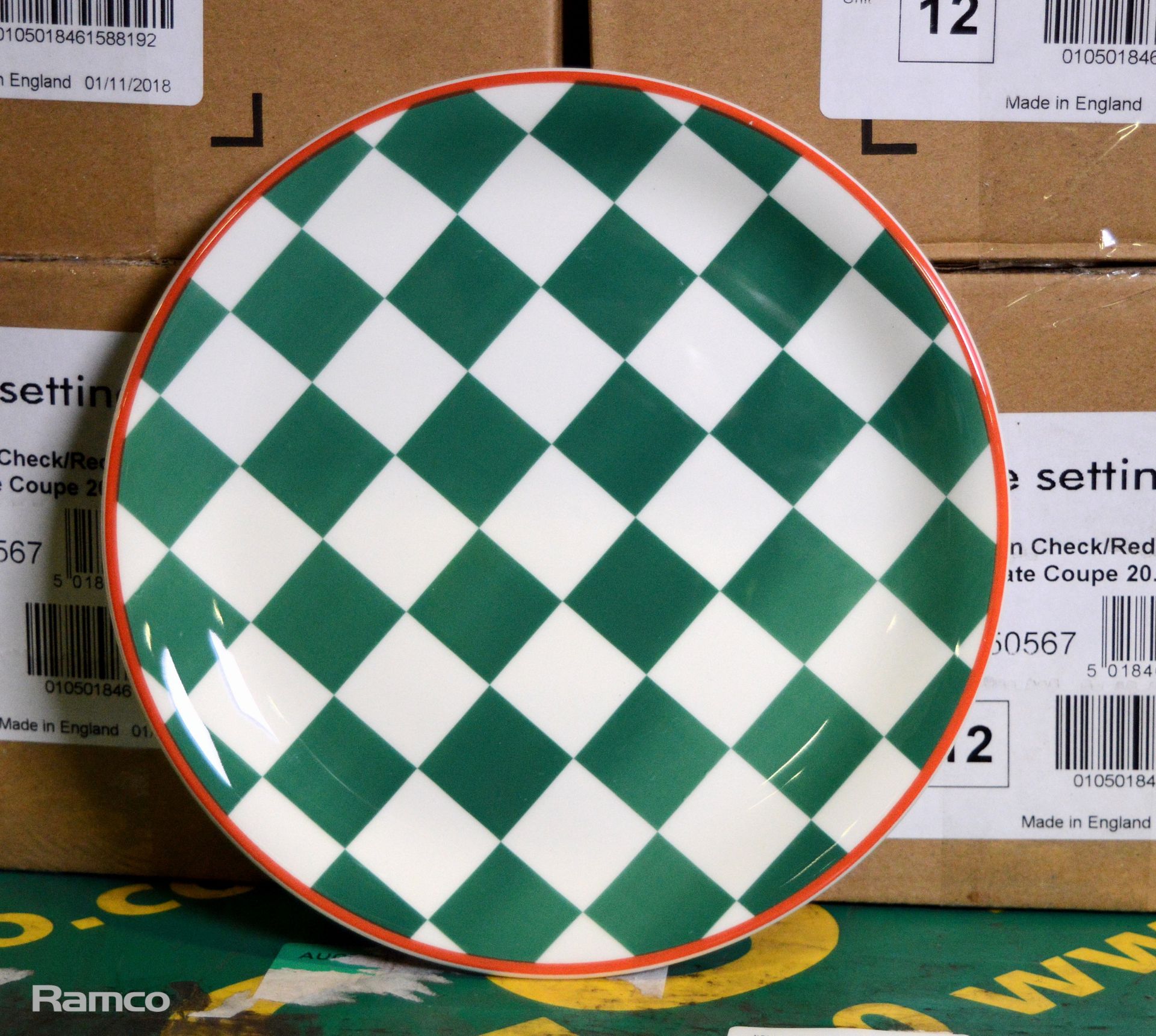 6x Box of 12 green check/red rim coupe plates 20.25cm/8in diameter - Image 2 of 3