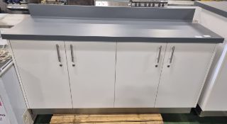 Counter top with lockable cupboards - 181x66x102cm