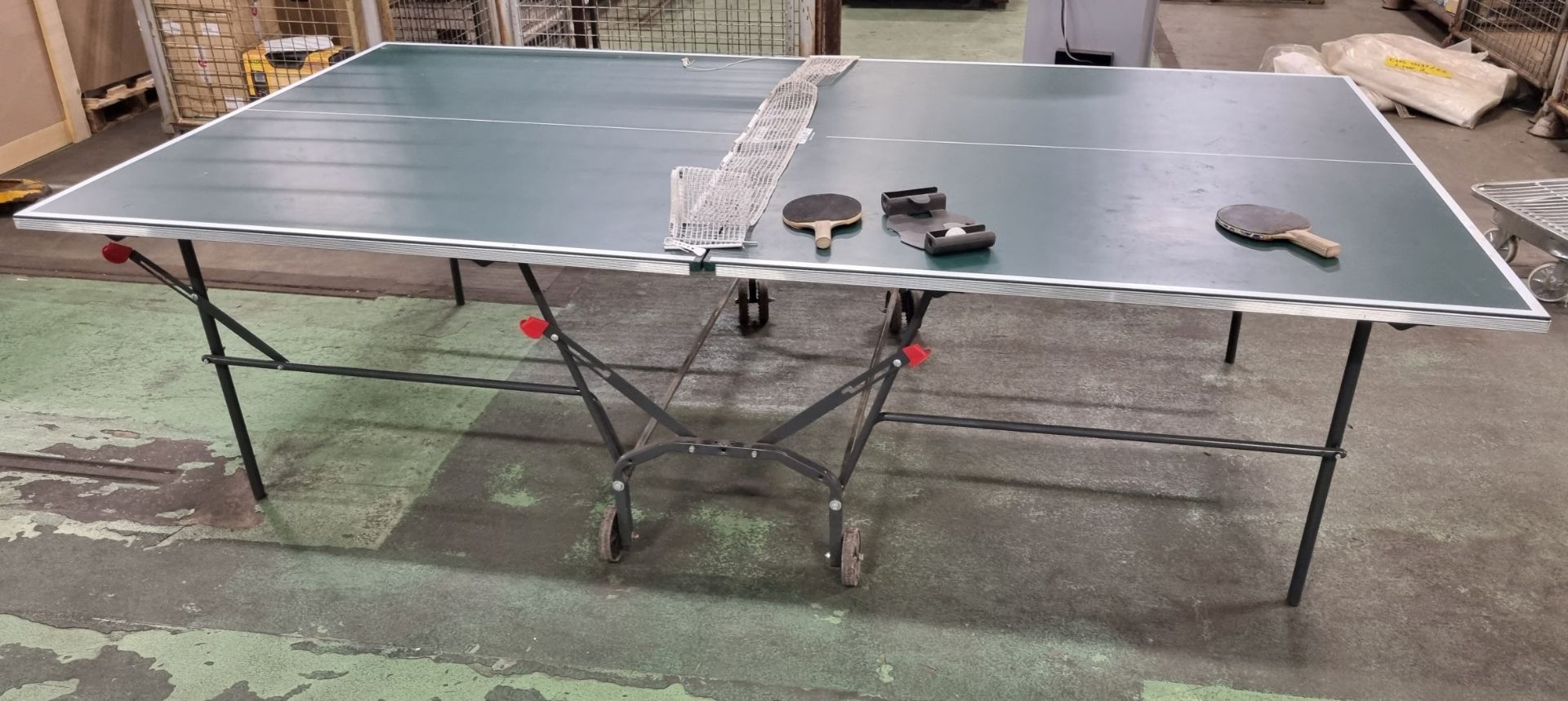 Kettler table tennis table including net, bats and ball in green cover - 276x153x76cm