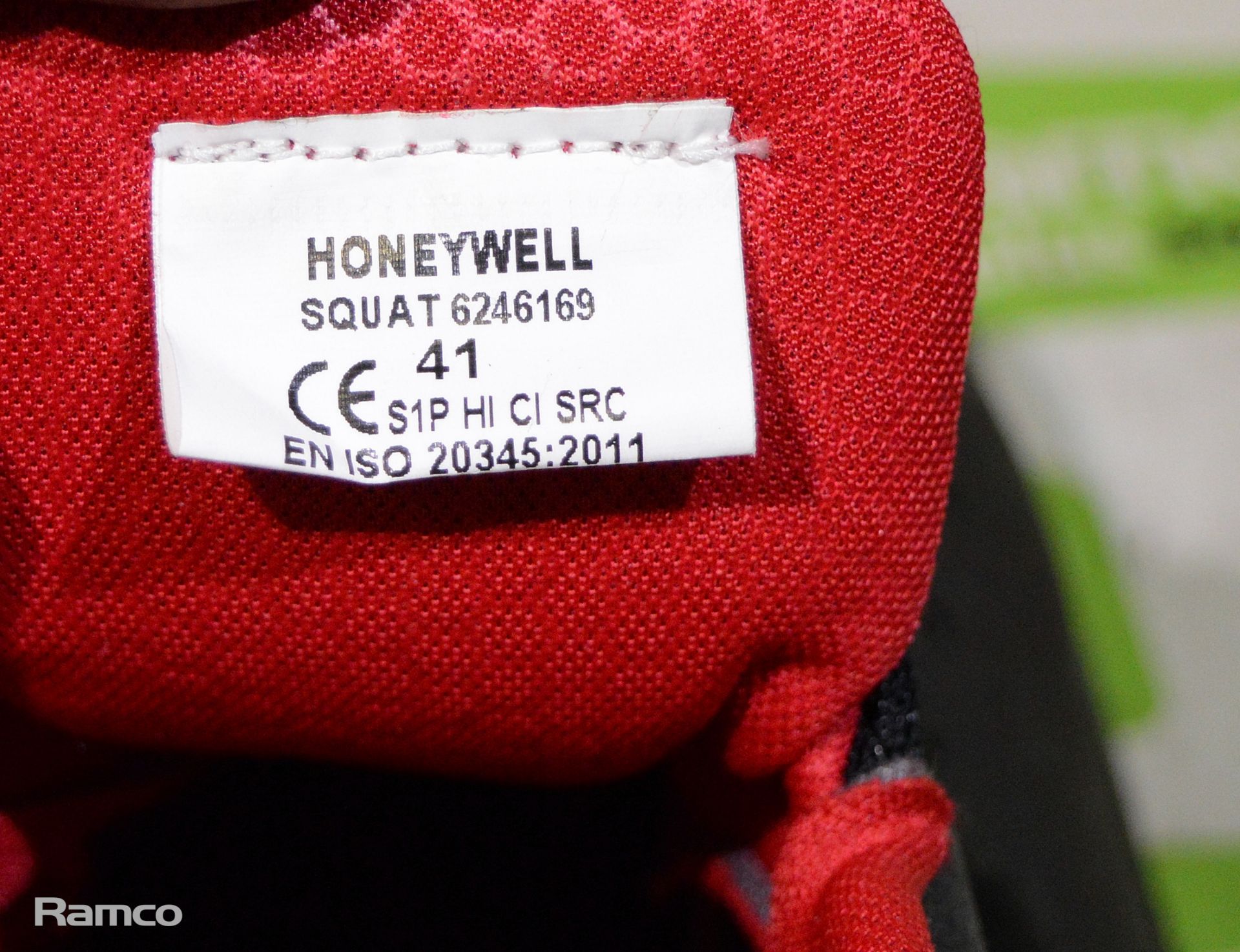 Honeywell squat safety trainers - size UK 7 - Image 2 of 3