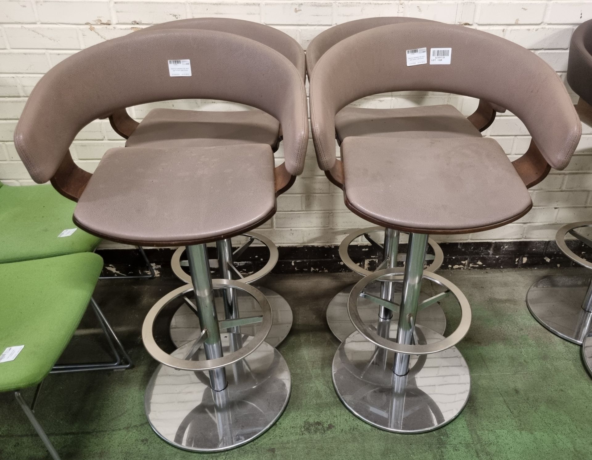 4x Allermuir pedestal bar stool - light brown/ dark brown - Image 2 of 4