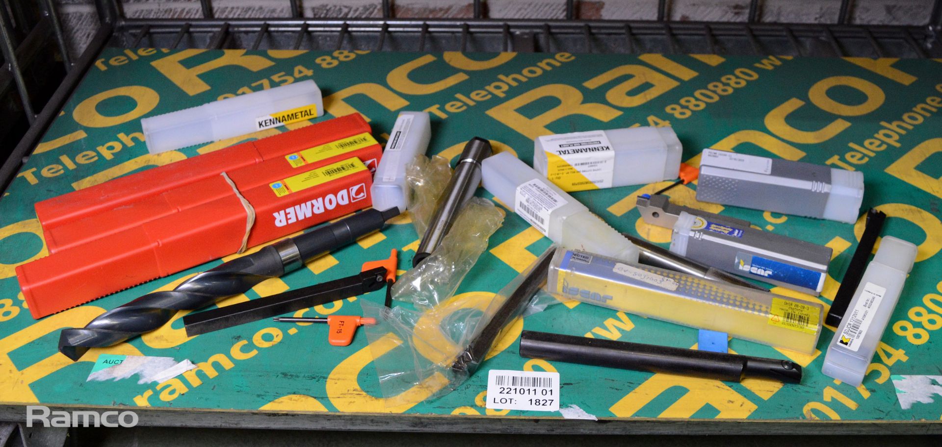 Various lathe tooling & drill bits - Please see pictures for contents