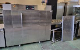DC 1650 A LE rack conveyor dishwasher 180x80x170cm with approx. 2.5m extension worktop and rack roll