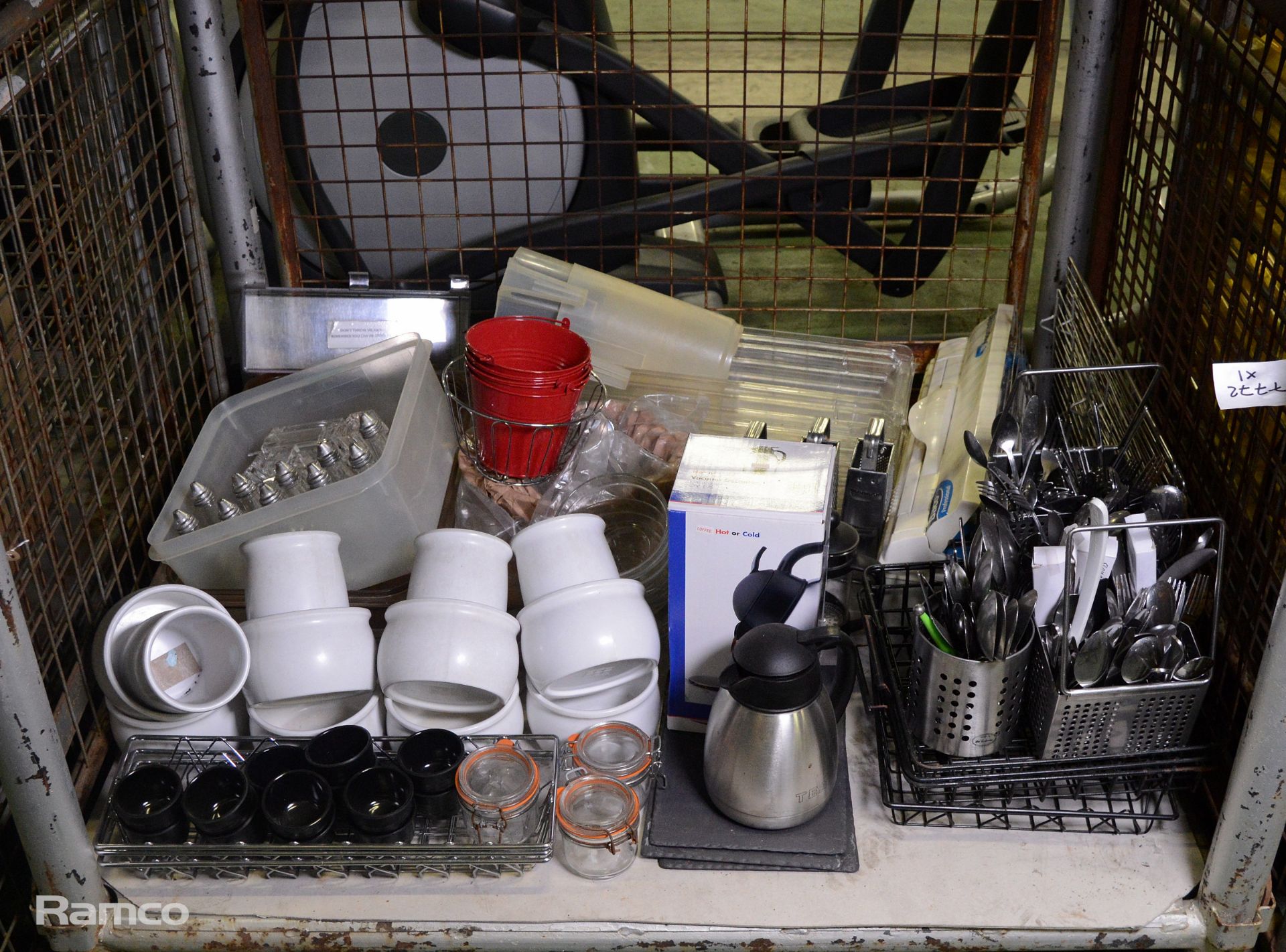 Kitchenware - cutlery and storage tubs