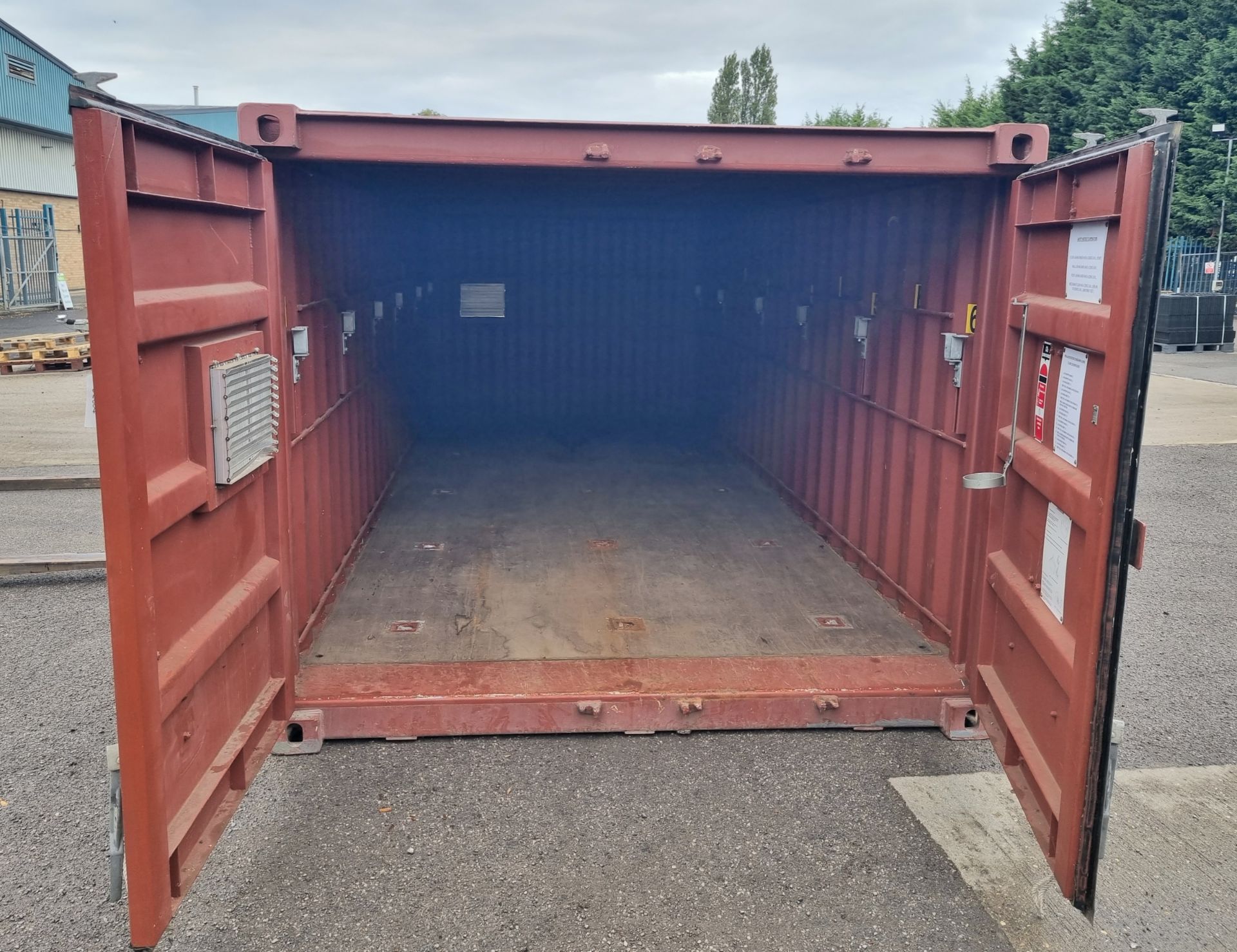Stonehaven Engineering Ltd transportable storage container ISO 499/99/01 - dimensions: 20ft x 8ft x - Bild 5 aus 6