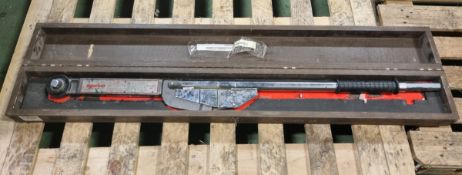 Norbar 4R Torque Wrench in wooden case