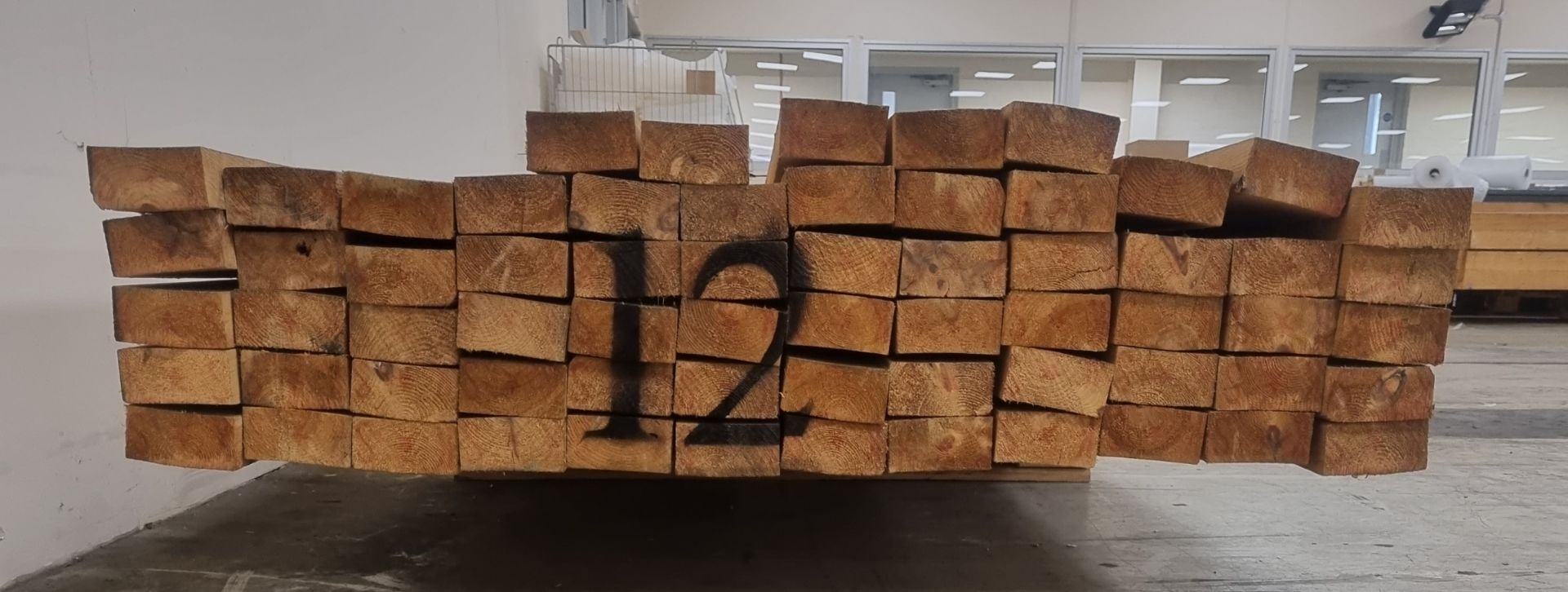 Pallet of 4"x2" (10x5cm) softwood, heat treated and debarked (GBFC-0452 DBHT) - L450cm - 65 pieces - Image 4 of 5