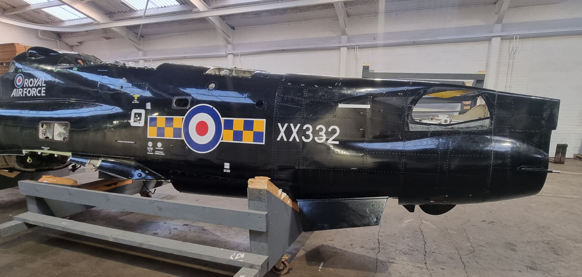 Hawker-Siddeley Hawk T1A XX332 plus accessories - Image 8 of 58